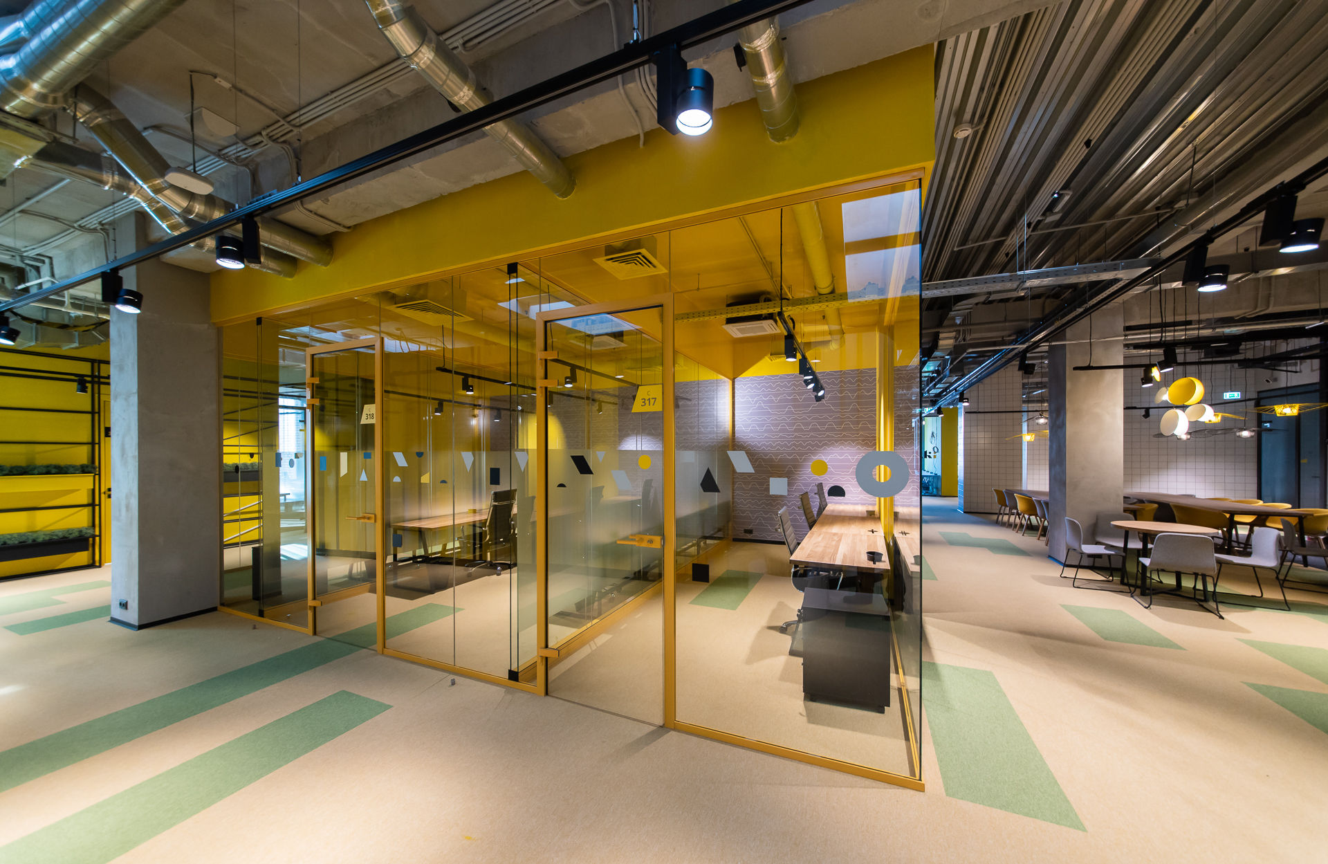 Фото Цельностеклянные перегородки UALCOM-Crystal