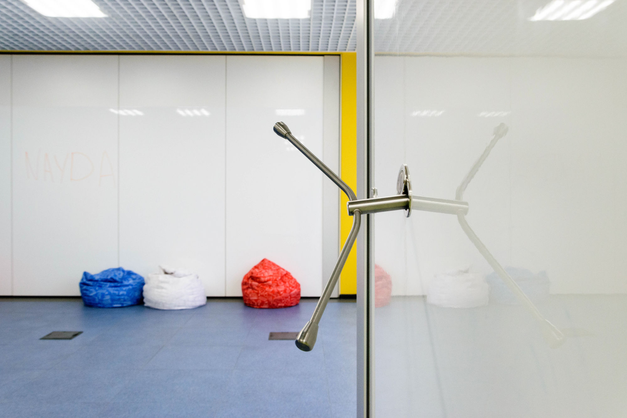 Фото Глухие раздвижные перегородки UALCOM Hufcor