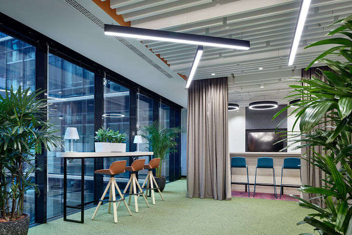 Фото Каркасная перегородка с дверью UALCOM-Quadro