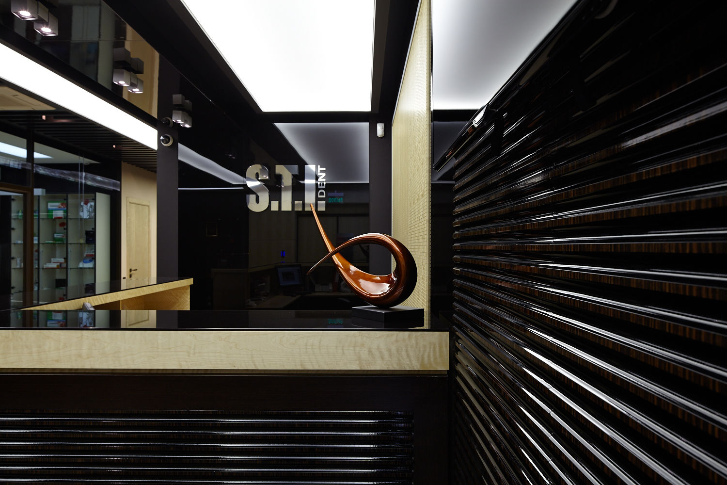 Фото Облицовка панелями UALCOM-Regina