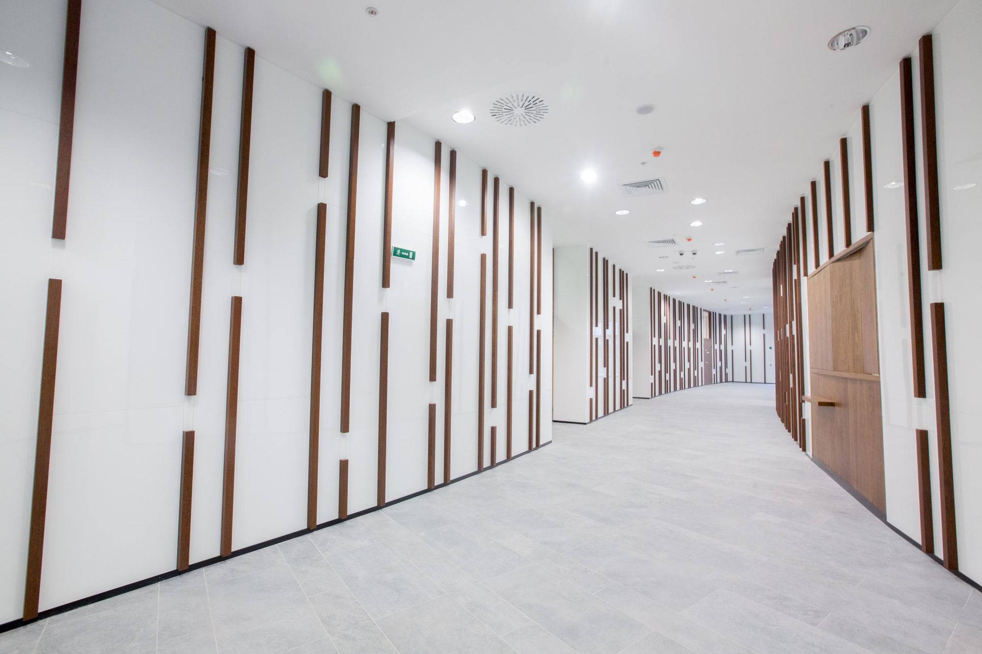 Фото Облицовка панелями UALCOM-Regina