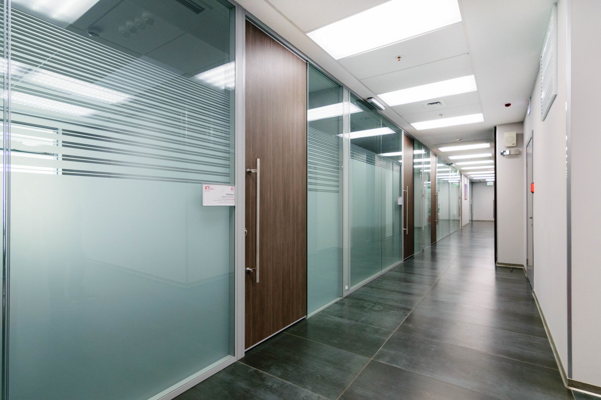 Фото Двери из стекла и ЛДСП UALCOM-Vitero