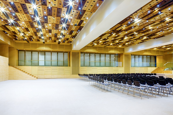 Фото Комплексные интерьерные решения UALCOM для знакового проекта КВЦ «Парковый» в Киеве