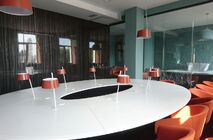 Невероятно стильная работа реализована компанией UALCOM совместно с Архитектурной студией 