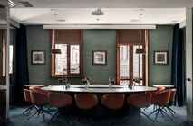 Невероятно стильная работа реализована компанией UALCOM совместно с Архитектурной студией 