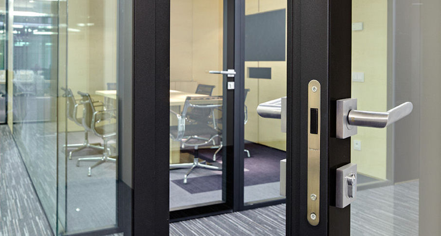 Фото Актуальные решения UALCOM для создания здорового и безопасного пространства