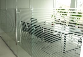 UALCOM-Crystal в проекте Юридическая компания 