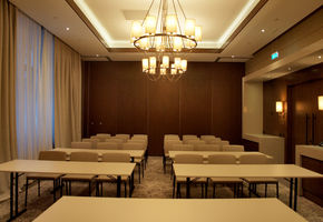 Раздвижные перегородки в проекте UALCOM Украина в Грузии