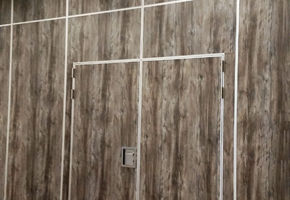 Раздвижные перегородки в проекте Компания UALCOM приняла участие в оформлении конференц-зала отеля Radisson Blu.