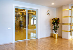 Двери UALCOM-Vitero в проекте Сказочный мир танца в студии GolDance.