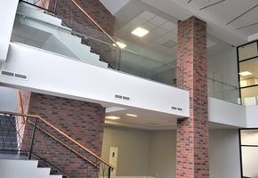 Стационарные перегородки в проекте UALCOM в бизнес центре  Forum West Side.