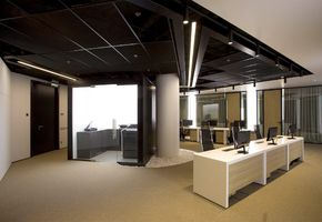 Стационарные перегородки в проекте Новый офис для украинской юридической компании AEQUO.