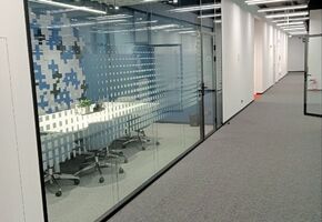 UALCOM-Twin в проекте UALCOM выполнила обширный проект для нового офиса крупной международной IT компании.